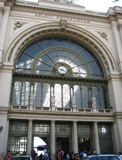 Ostbahnhof ('Keleti pályaudvar'): Hauptportal - ©2008 by BRUNELIK.AT Ostbahnhof ('Keleti pályaudvar'): Hauptportal - ©2008 by BRUNELIK.AT