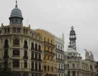 Huserzeile am 'Plaza del Ayuntamiento' - 2008 by BRUNELIK.AT