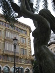 Skulptur (Plaza de la Reina) - 2008 by BRUNELIK.AT